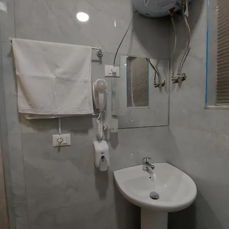 Center Cozy Nest 3* Tirana