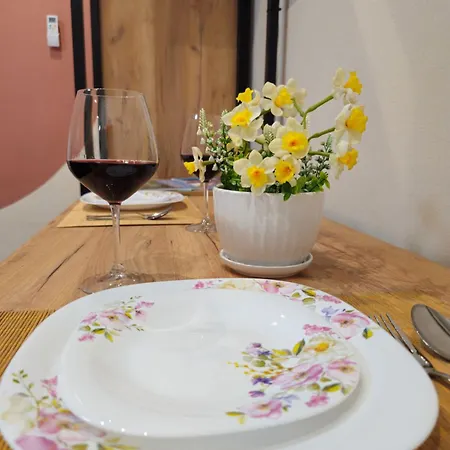 Konukevi Center Cozy Nest 3*