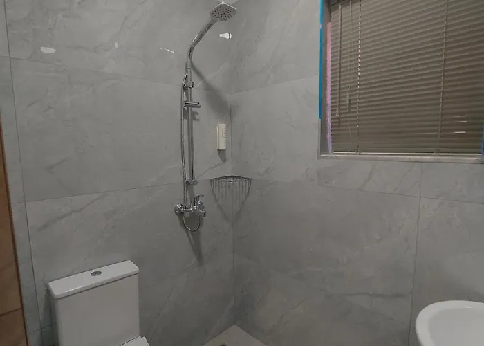 Πανσιόν Center Cozy Nest Τίρανα